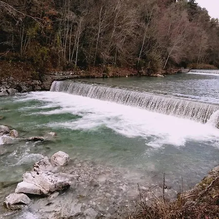 River Cave Slovenia Apartman